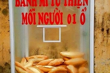 Thơm thảo bánh mỳ từ thiện ở Hội An