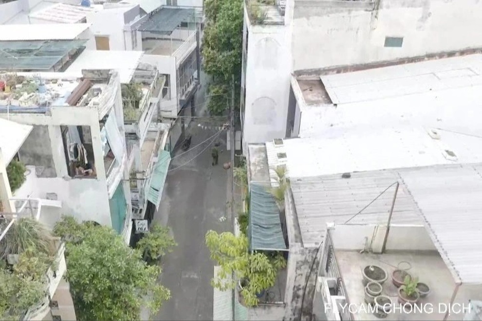 Đà Nẵng tung 15 flycam tuần tra trên không soi người vi phạm giãn cách - 5 Đà Nẵng tung 15 flycam tuần tra trên không soi người vi phạm giãn cách - 5