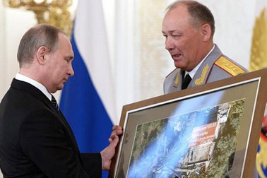 Lộ diện viên tướng trực tiếp chỉ huy chiến dịch của Nga tại Syria