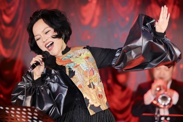 Thái Thùy Linh: "Ở tuổi này, tôi không còn lo lắng về ngoại hình"