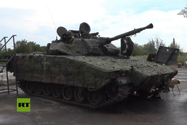 Nga mổ xẻ thiết giáp "quái vật biến hình" tịch thu từ Ukraine