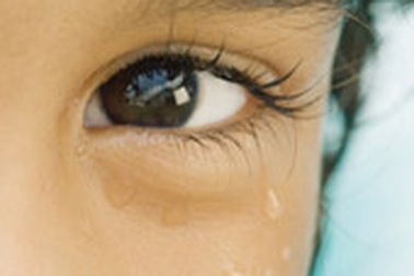 Nguy hiểm viêm nội nhãn ở trẻ em