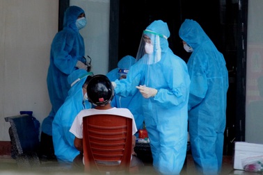 Hai vợ chồng mắc Covid-19 tại Hà Tĩnh có bị xử lý hình sự?