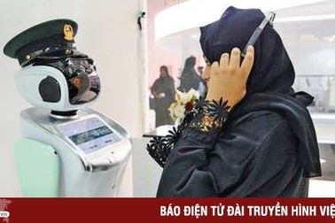 Dubai tuyển dụng 5 robot trở thành nhân viên chính thức