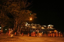 Bắt 9 gái mại dâm “già” hành nghề bên vỉa hè, công viên