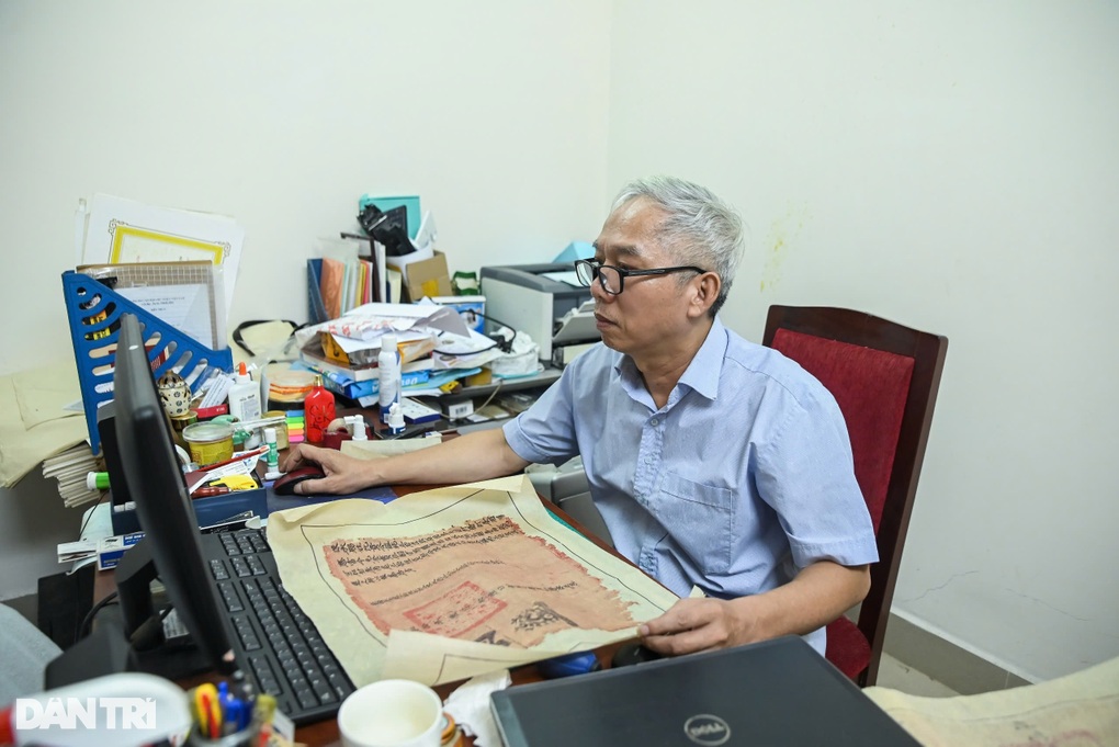 Người đàn ông hơn 35 năm “hồi sinh” tư liệu lịch sử