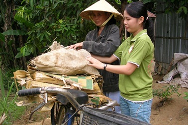 Thủ khoa từ nghề ve chai của mẹ