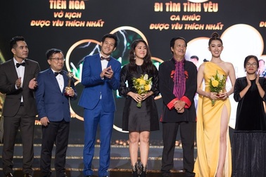 “Gạo nếp gạo tẻ” thắng lớn với 4 giải Mai Vàng