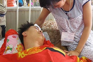 Tài xế xe cấp cứu: Nghề đối mặt tử thần