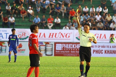 Ban trọng tài phủ nhận chuyện bênh vực HA Gia Lai