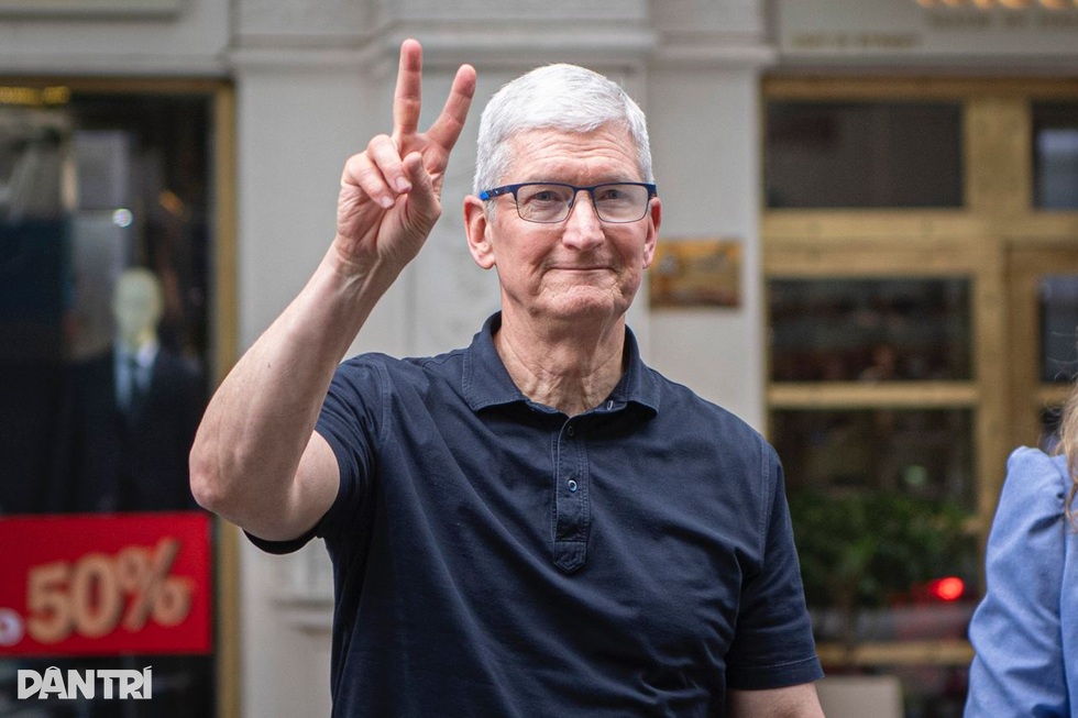 Hậu trường đón Tim Cook: Tỷ phú Mỹ bao trọn nhà hàng, đi cùng 2 xe vệ sĩ - 10 Hậu trường đón Tim Cook: Tỷ phú Mỹ bao trọn nhà hàng, đi cùng 2 xe vệ sĩ - 10