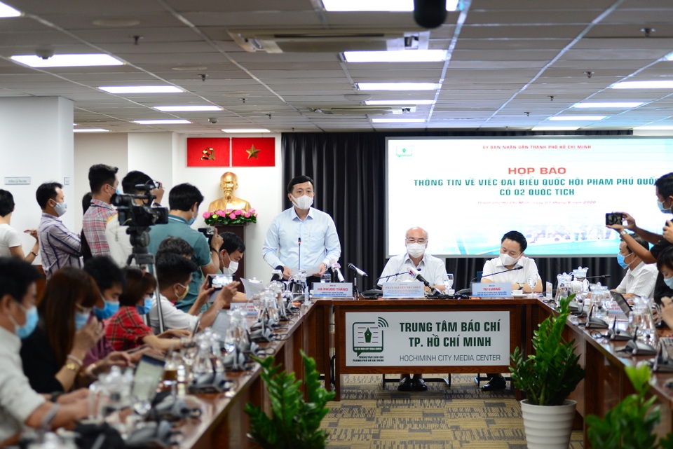Ông Phạm Phú Quốc xin thôi việc, thôi đại biểu Quốc hội vì vụ quốc tịch Síp - 2 Ông Phạm Phú Quốc xin thôi việc, thôi đại biểu Quốc hội vì vụ quốc tịch Síp - 2