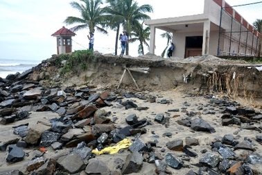  Kiến nghị Bộ Xây dựng nghiên cứu tình trạng biển xâm thực