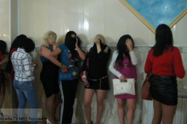 Giải cứu ba phụ nữ Việt bị bắt bán dâm tại Nga