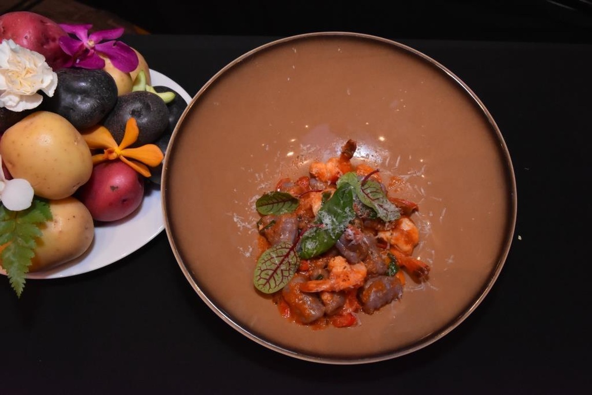 Trao ngàn yêu thương đến phụ nữ Việt Nam - món ngon với khoai tây Mỹ - 2 Trao ngàn yêu thương đến phụ nữ Việt Nam - món ngon với khoai tây Mỹ - 2