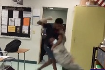 Mỹ: Can học sinh đánh nhau, cả giáo viên và học sinh nhập viện