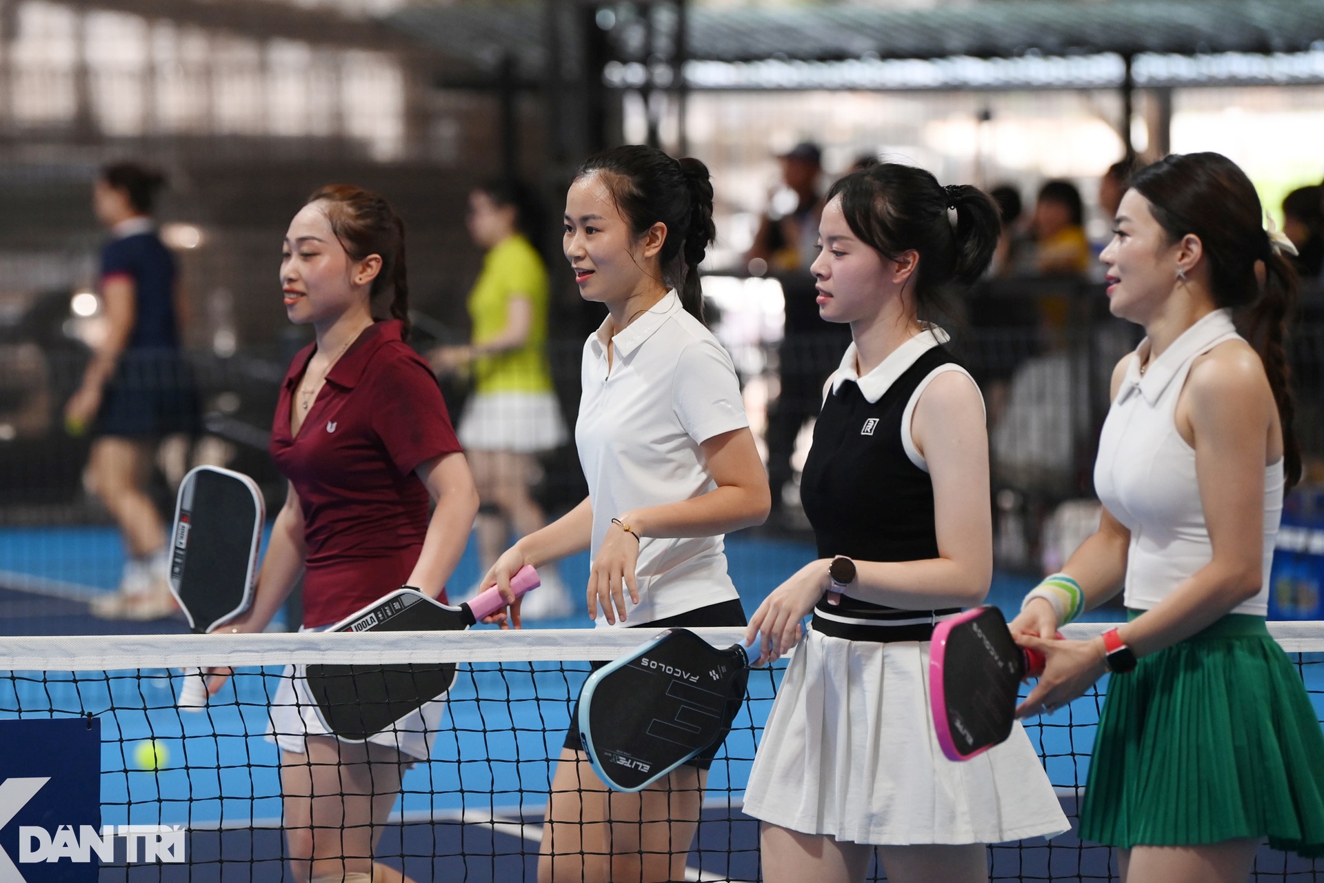 Giằng co kịch tính các trận đấu pickleball Dân trí 20 năm - Rực rỡ ngày mới - 11 Giằng co kịch tính các trận đấu pickleball Dân trí 20 năm - Rực rỡ ngày mới - 11