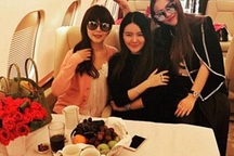 "Cậu ấm cô chiêu" Trung Quốc "khoe của" trên mạng xã hội