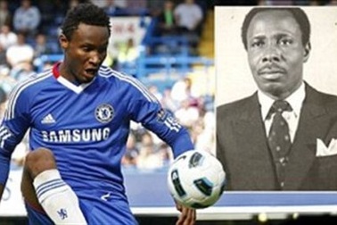 Bố của John Obi Mikel đã thoát khỏi bọn bắt cóc