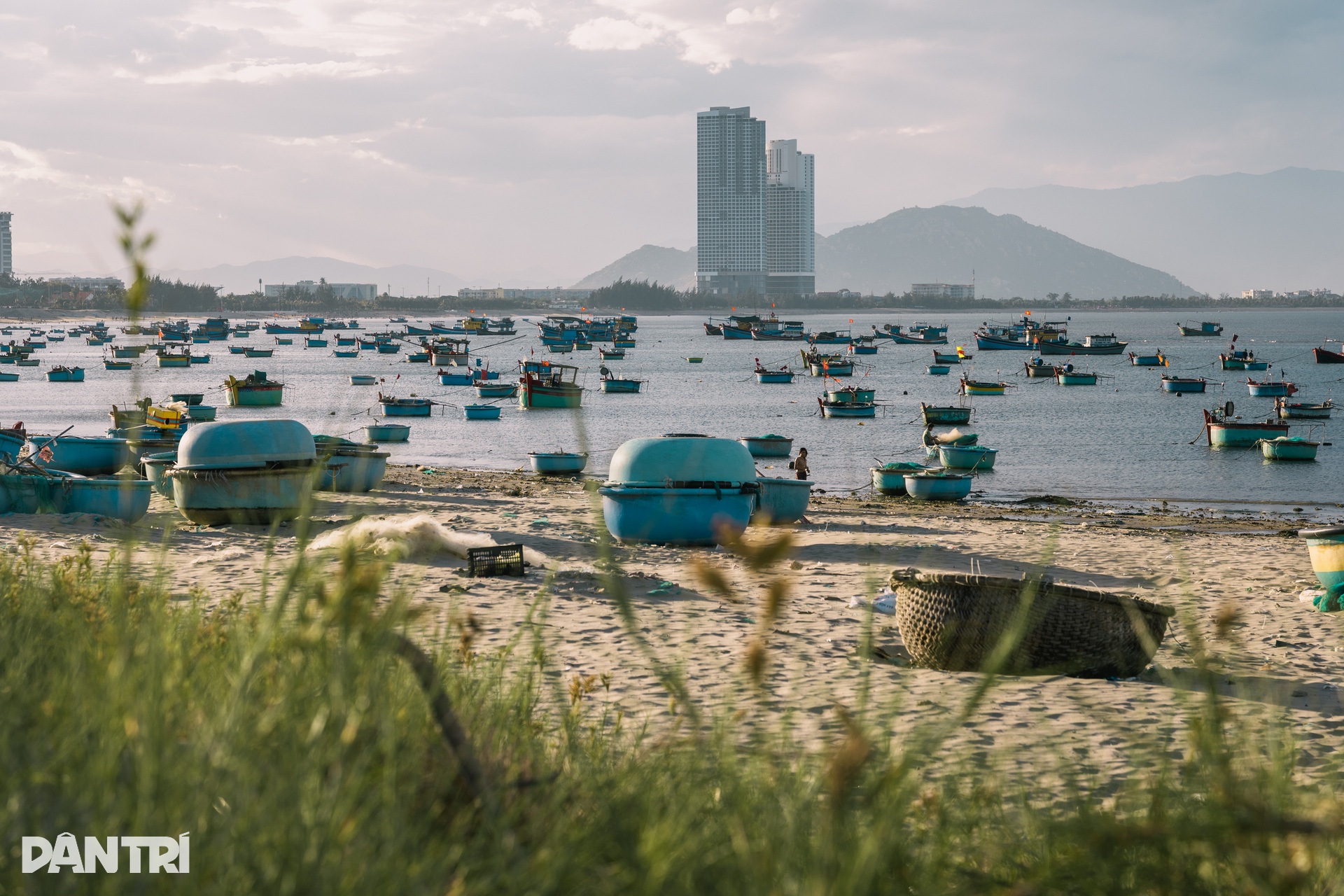 Khung cảnh bình yên ở làng chài Hải Chữ - 1 Khung cảnh bình yên ở làng chài Hải Chữ - 1