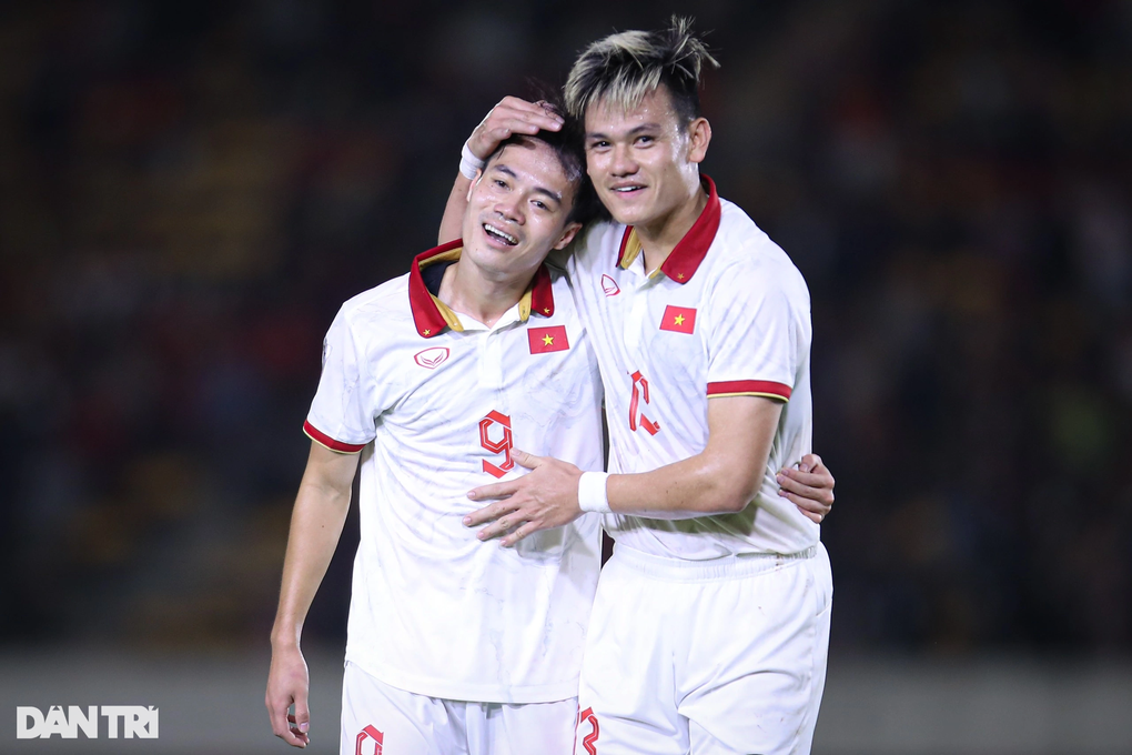 Đội tuyển Việt Nam thắng đậm Lào ở trận mở màn AFF Cup 2022 - 1 Đội tuyển Việt Nam thắng đậm Lào ở trận mở màn AFF Cup 2022 - 1