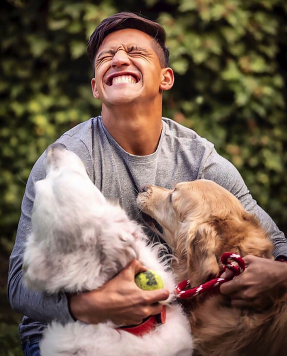 Ngắm bạn gái xinh đẹp của Alexis Sanchez - 2 Ngắm bạn gái xinh đẹp của Alexis Sanchez - 2