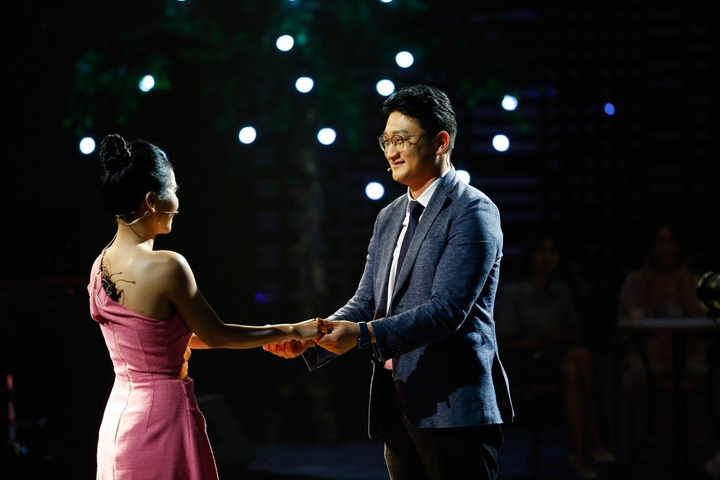 NSND Lan Hương khuyên Lan Phương nên nỗ lực trong tình yêu - 2 NSND Lan Hương khuyên Lan Phương nên nỗ lực trong tình yêu - 2