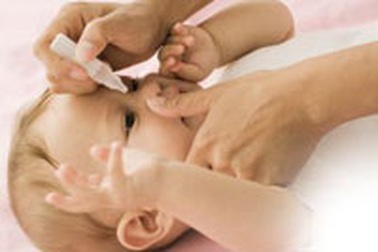 Thuốc nhỏ mắt gây thiên đầu thống