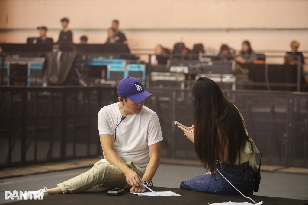 20 ngày làm nên Tôi! Người Việt Nam: Tình người giúp vượt mọi khó khăn - 4