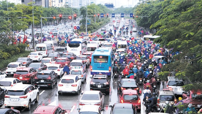 Hà Nội:  “Nâng cao hiệu lực, hiệu quả thực thi pháp luật bảo đảm trật tự an toàn giao thông” - Ảnh 1.