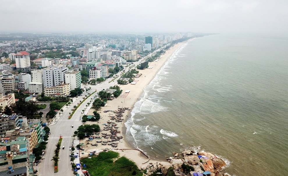 Sầm Sơn dừng tắm biển từ 12h trưa nay - 1 Sầm Sơn dừng tắm biển từ 12h trưa nay - 1