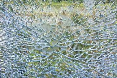 Biệt thự đại gia cửa biển Sông Đốc nghi bị trúng đạn