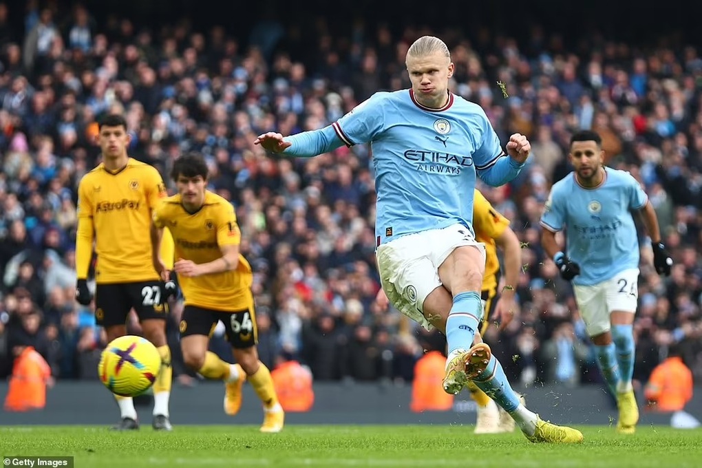 Erling Haaland lại lập kỷ lục trong ngày Man City thắng Wolves 3-0 - 1 Erling Haaland lại lập kỷ lục trong ngày Man City thắng Wolves 3-0 - 1