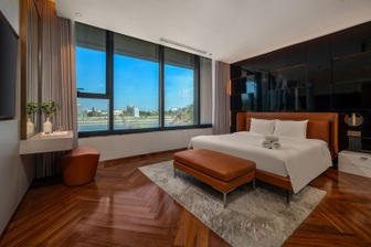 Bên trong căn hộ hạng sang tại Mira Tower