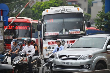 Hôm nay, Hà Nội đóng cửa bến xe Lương Yên