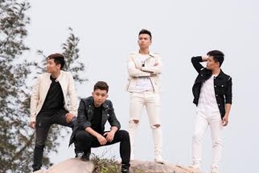 Oplus “sống đúng chất”