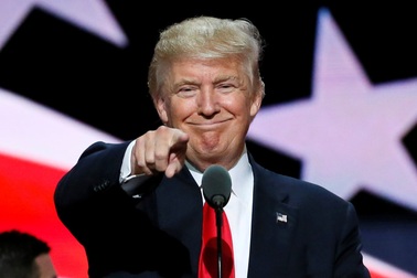 Hé lộ bộ tài liệu chỉ toàn lời khen dành cho Tổng thống Trump