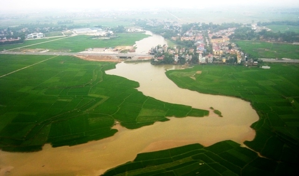 Tài nguyên nước của Việt Nam đang đối diện với nhiều thách thức - 1 Tài nguyên nước của Việt Nam đang đối diện với nhiều thách thức - 1