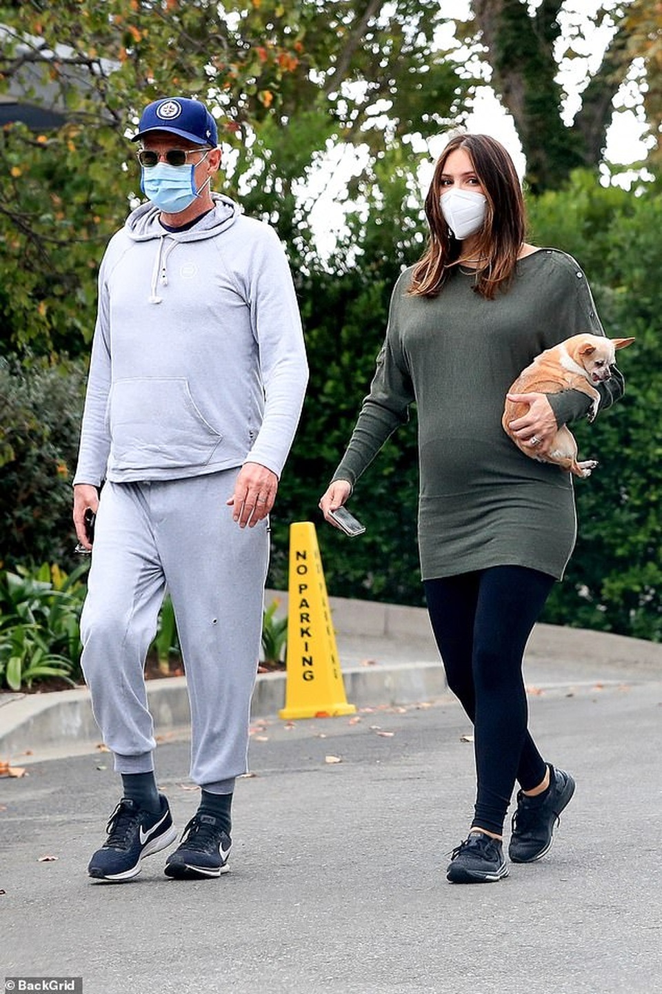 Katharine McPhee sinh con cho chồng hơn 35 tuổi - 3 Katharine McPhee sinh con cho chồng hơn 35 tuổi - 3