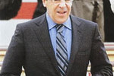 Vì sao Ngoại trưởng Nga bị chặn ở sân bay Armsterdam?