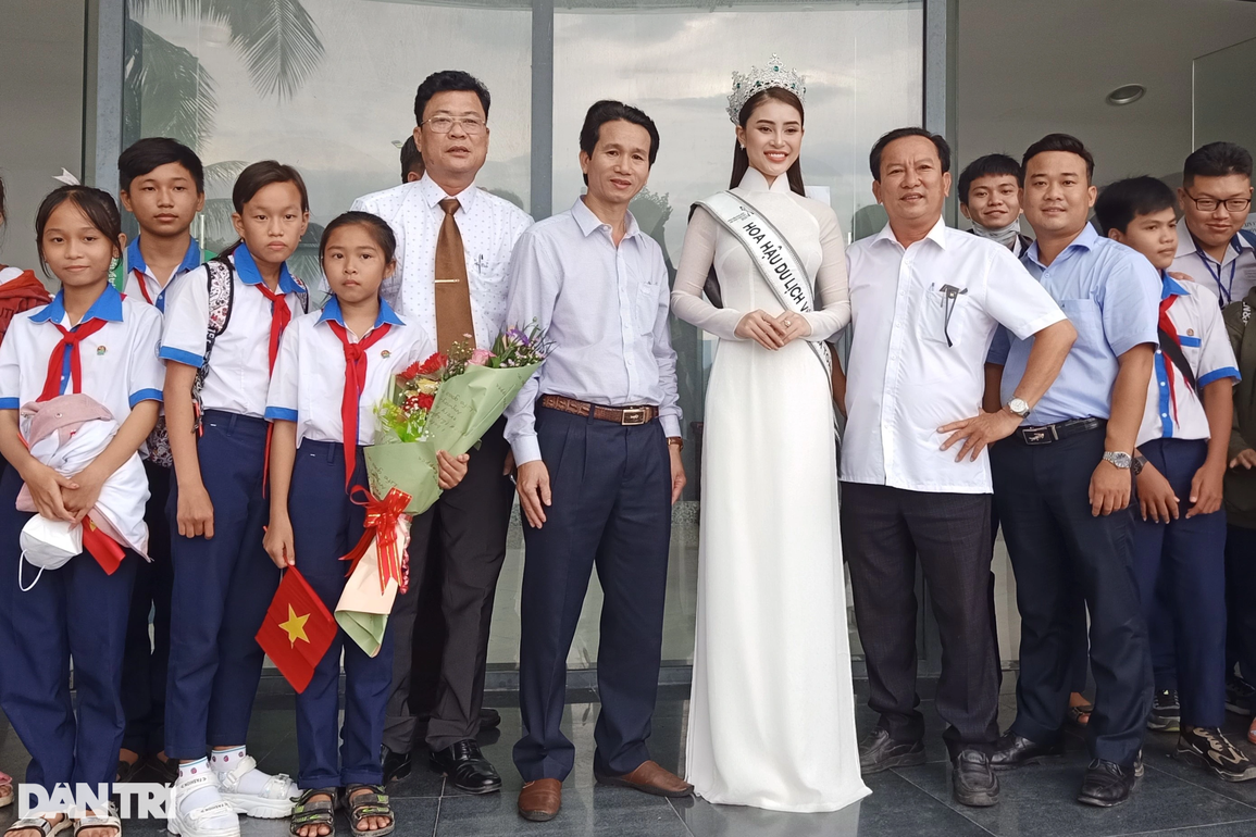 Tân Hoa hậu Du lịch Việt Nam toàn cầu chia sẻ gì khi về quê Bạc Liêu? - 8 Tân Hoa hậu Du lịch Việt Nam toàn cầu chia sẻ gì khi về quê Bạc Liêu? - 8