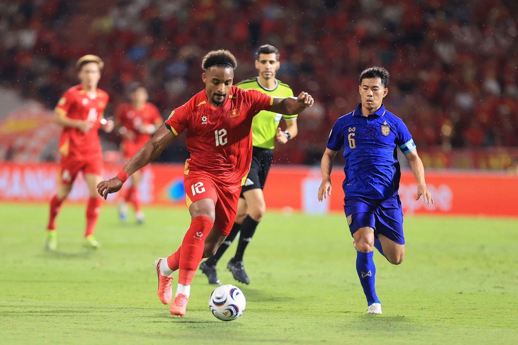 Tuyển Việt Nam đánh bại Thái Lan, rộng cửa vô địch ASEAN Cup 2026 - 1
