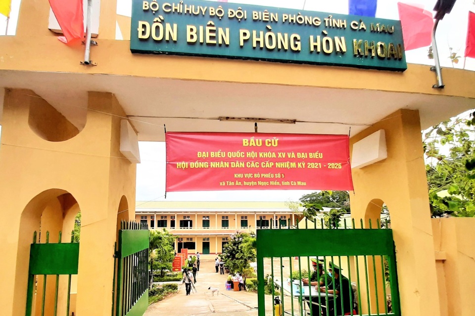 Cử tri đảo Hòn Khoai, Hòn Chuối háo hức đi bầu cử sớm - 2 Cử tri đảo Hòn Khoai, Hòn Chuối háo hức đi bầu cử sớm - 2