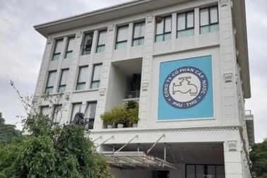 Công ty cấp nước sạch lắp đường ống "không phép"