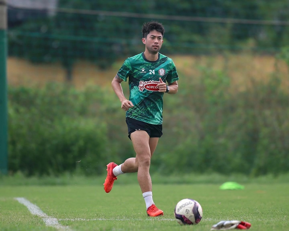 Thủ môn Bùi Tiến Dũng sẵn sàng cho ngày tái xuất V-League - 3 Thủ môn Bùi Tiến Dũng sẵn sàng cho ngày tái xuất V-League - 3