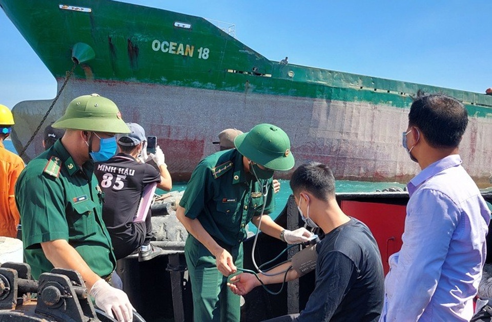Điều tra vụ tàu cá bị đâm chìm khiến 3 ngư dân rơi xuống biển - 1 Điều tra vụ tàu cá bị đâm chìm khiến 3 ngư dân rơi xuống biển - 1