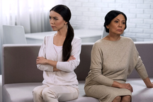 Tin con trai và con dâu, vợ chồng tôi giờ sống khổ hơn ở trọ