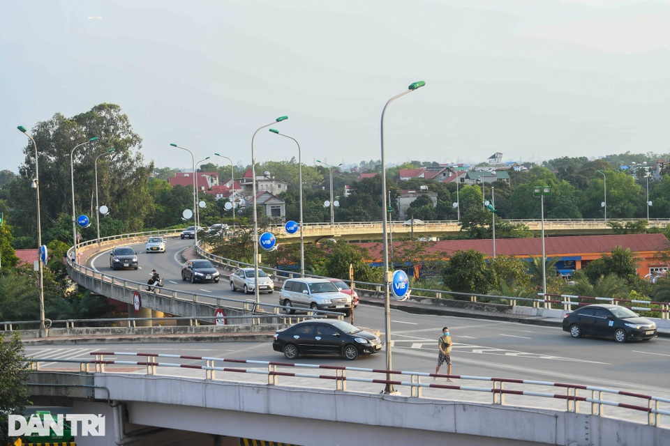 Trái với dự đoán, sân bay Nội Bài bất ngờ vắng khách do lo ngại dịch bệnh - 1 Trái với dự đoán, sân bay Nội Bài bất ngờ vắng khách do lo ngại dịch bệnh - 1