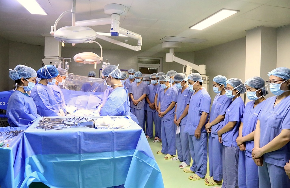 PGS.TS Nguyễn Thị Kim Tiến: Hiến tạng - Nhiều cuộc đời mới được tái sinh - 1 PGS.TS Nguyễn Thị Kim Tiến: Hiến tạng - Nhiều cuộc đời mới được tái sinh - 1