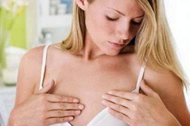 Chị em có thể gặp họa to nếu làm đẹp vòng 1 bằng cách này